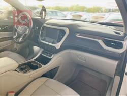 GMC Acadia